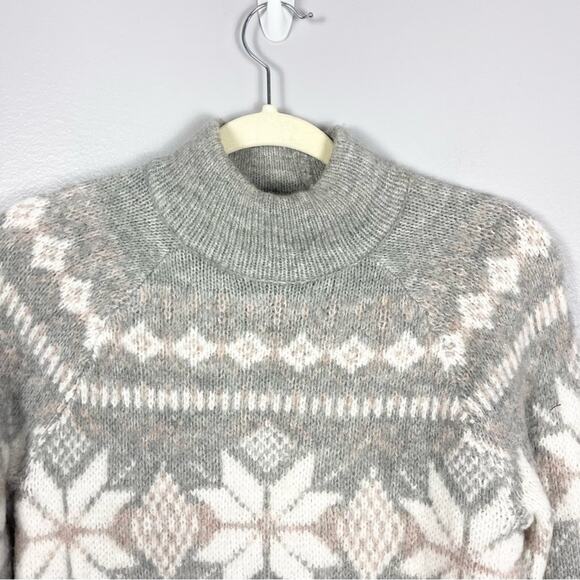 Abercrombie & Fitch High Neck Sweater Woman’s size XS Gray Fair Isle Snowflake - Picture 7 of 10